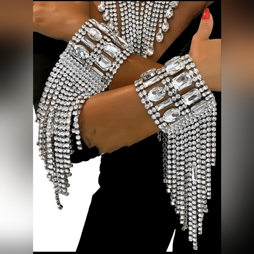 RHINESTONE BRACELET